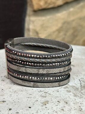 Artisan Gray Multi-Row Wrap Bracelet